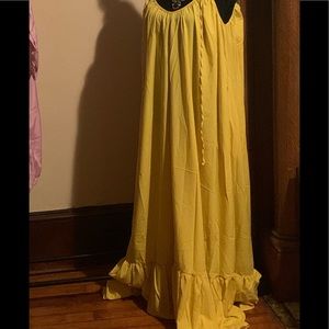 Pale yellow balloon dress (new) size large